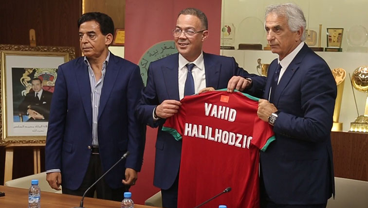 بالفيديو.. لقجع يفسر وخاليلوزيتش يعد بالعمل بسرعة!!