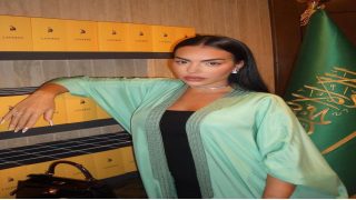 المصممة المغربية سناء الحداد تنهي الجدل حول عباءة جورجينا رودريغيز