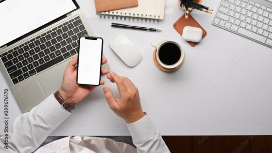 دراسة أسترالية: استخدام الهواتف الذكية في مقرات العمل مفيد