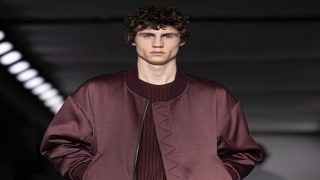 أزياء برادا الشتوية للرجال بين المكتب والطبيعة