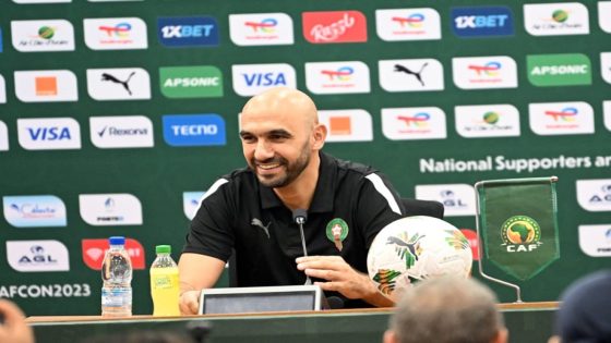 الركراكي: المنتخب المغربي يطمح إلى تحقيق اللقب في كأس إفريقيا للأمم لكرة القدم