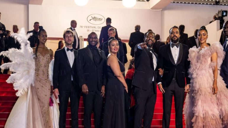 348613866_268923732189290_8361065842561098337_n