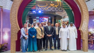 بنسعيد يزور الجناح المغربي بمعرض الشارقة الدولي للكتاب