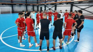 الدكيك يستدعي 18 لاعبا لمواجهة منتخب لاتفيا