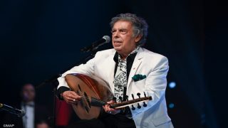 أمسية فنية استثنائية للفنان عبد الوهاب الدكالي بمسرح محمد الخامس