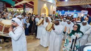 الرباط.. عروض تراثية إماراتية تنقل أجواء الفنون الشعبية الخليجية إلى فضاءات معرض الكتاب