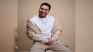 أمين الراضي يفتتح عرضه الكوميدي الخبير الكوميدي