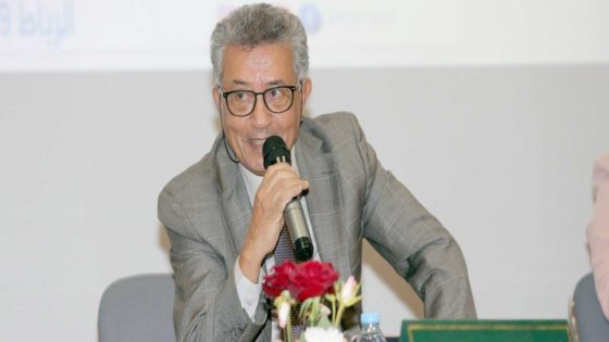 صلاح الوديع يوقع سيرته الذاتية ميموزا بالمكتبة الوطنية