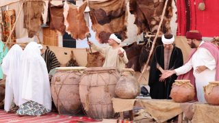 فاس.. نوستالجيا عاطفة الأمس تعيد إحياء لحظات بارزة من تاريخ المغرب