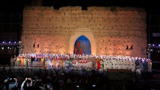 المهرجان الوطني للفنون الشعبية يعود مجددا إلى قصر البديع