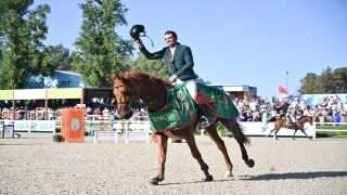 الفارس عبد السلام بناني سميرس يفوز بالجائزة الكبرى لصاحب الجلالة الملك محمد السادس في القفز على الحواجز