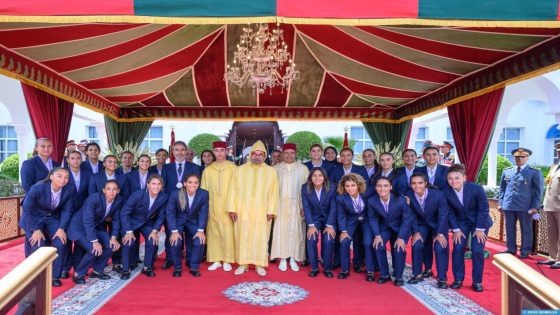 حضور المنتخب الوطني النسوي لكرة القدم حفل الاستقبال بمناسبة عيد العرش تجسيد للعناية السامية لجلالة الملك بالرياضة الوطنية