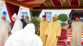 جلالة الملك يترأس بالمضيق حفل استقبال بمناسبة عيد العرش المجيد