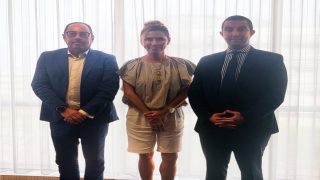 نائبة الرئيس التنفيذي لمركز دبي التجاري العالمي تزور وكالة التنمية الرقمية